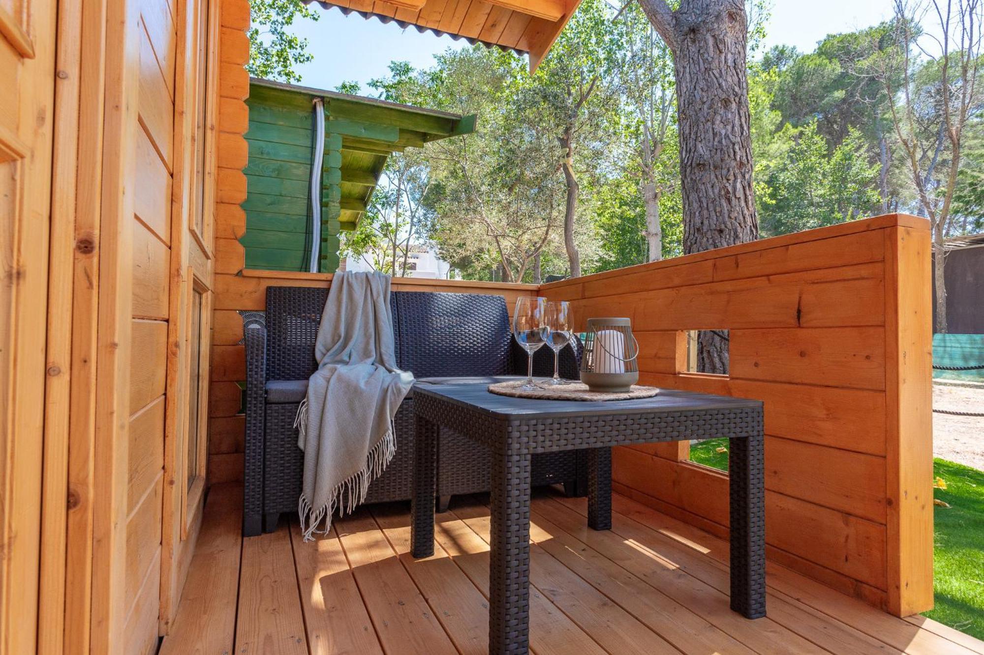 Bungalow Forest L' Escala Bagian luar foto